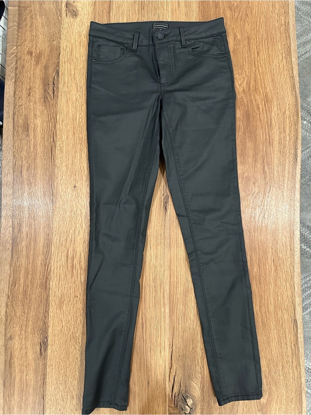 Women's Black Skinny Jeans - Slim Fit